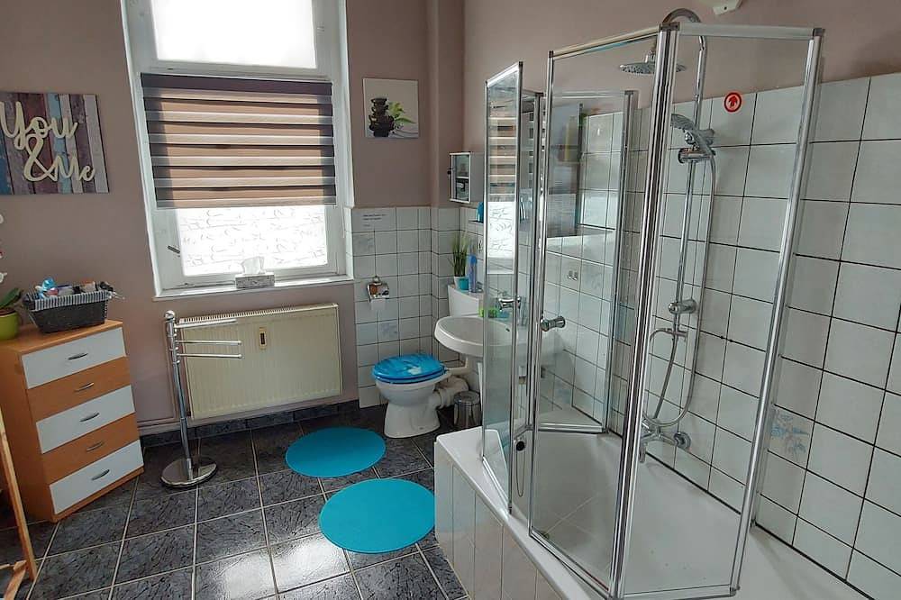 Ganze Wohnung, Fewo \"Blick Mylau\" - nähe Freizeitpark Plohn und weltgrößter Ziegelsteinbrücke in Mylau, Chemnitz und Umgebung