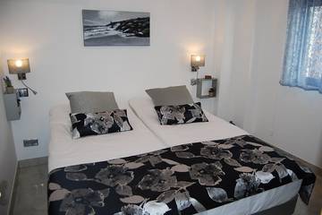 Villa for 12 People in Alvor, Faro District, Photo 1