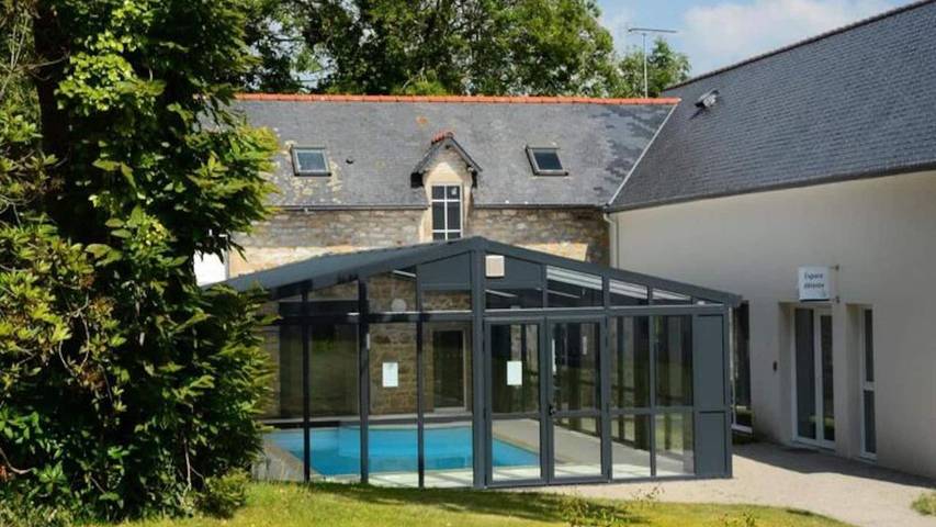 Location de vacances pour 5 personnes, avec piscine et terrasse, animaux acceptés à Audierne