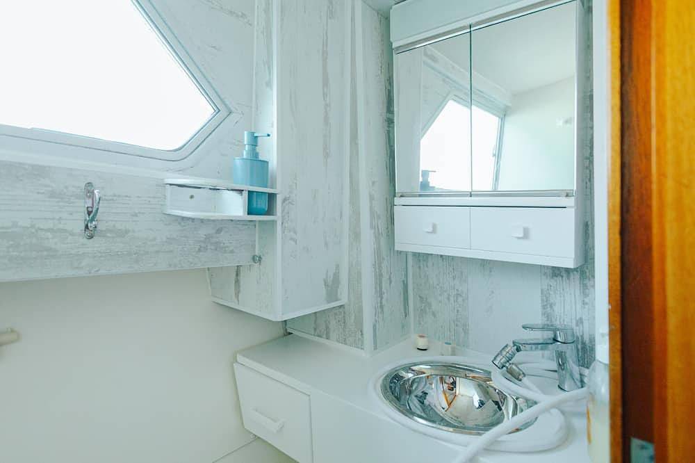 Stay in a Yacht: Your Exclusive Retreat in Algarve in Albufeira, District de Faro