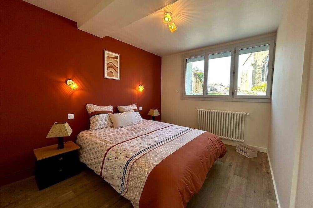 Town house - 8 people in Parthenay, Deux-Sèvres