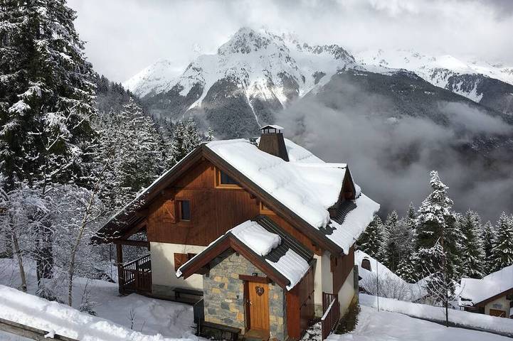 Chalet pour 12 personnes, avec balcon et sauna à Oz