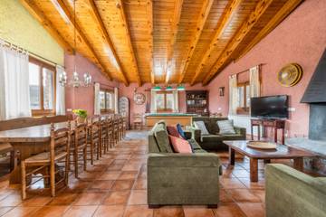 Casa De Vacaciones para 15 Personas en Montcortès, Baix Pallars, Foto 1