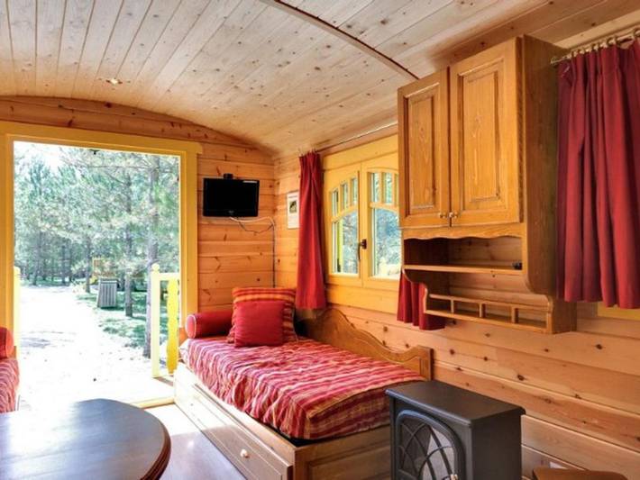 Location de vacances pour 5 personnes, avec terrasse et piscine, animaux acceptés à Dienné - 4