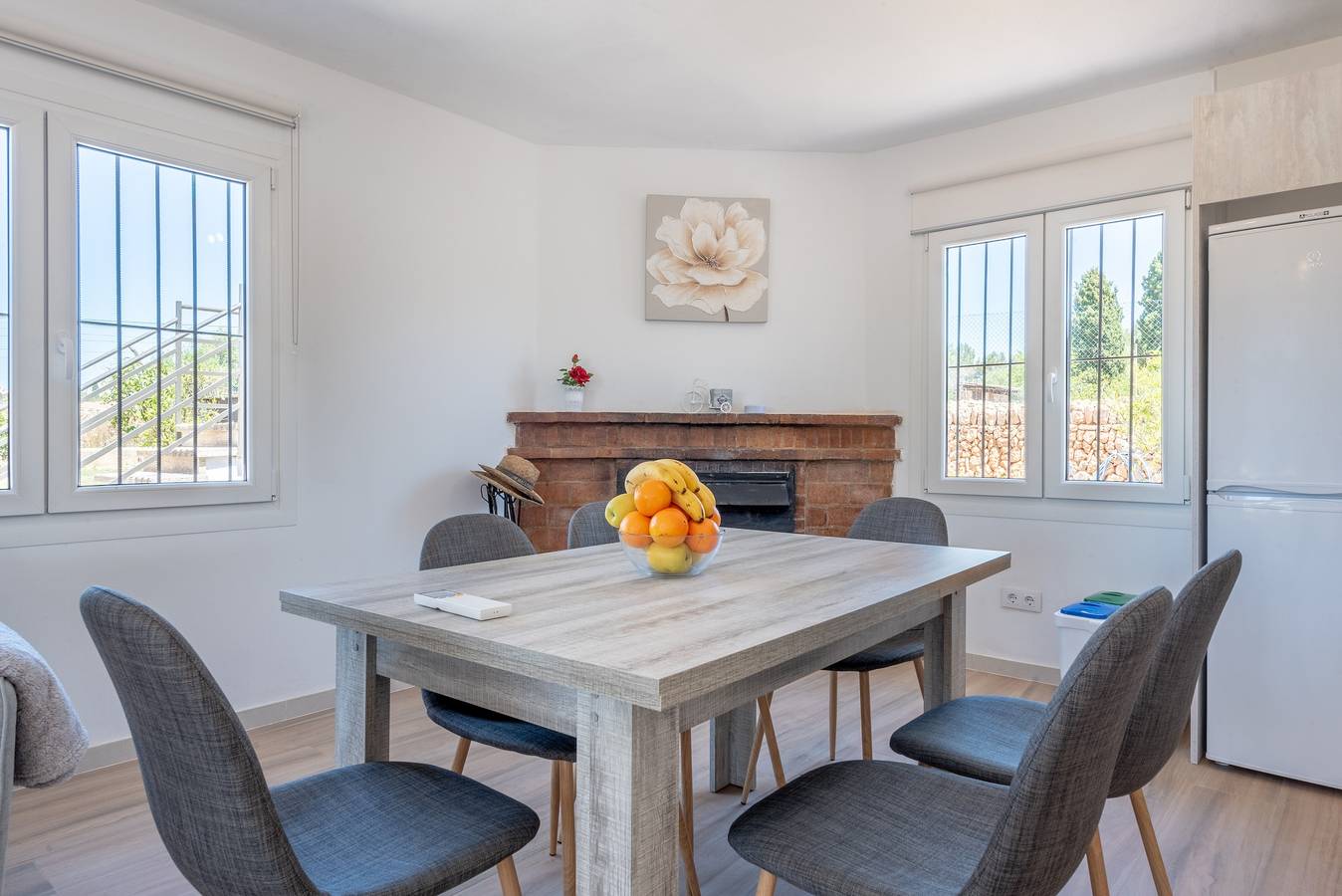 Modernisiertes Landhaus mit Dachterrasse, Garten und Wlan in Llucmajor, Mallorca Süden