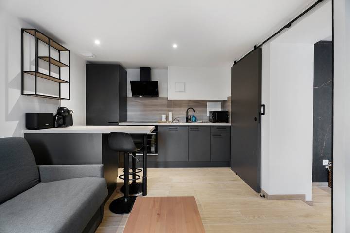 Apartment 'L'Échappée' with shared terrace, Wi-Fi and air conditioning