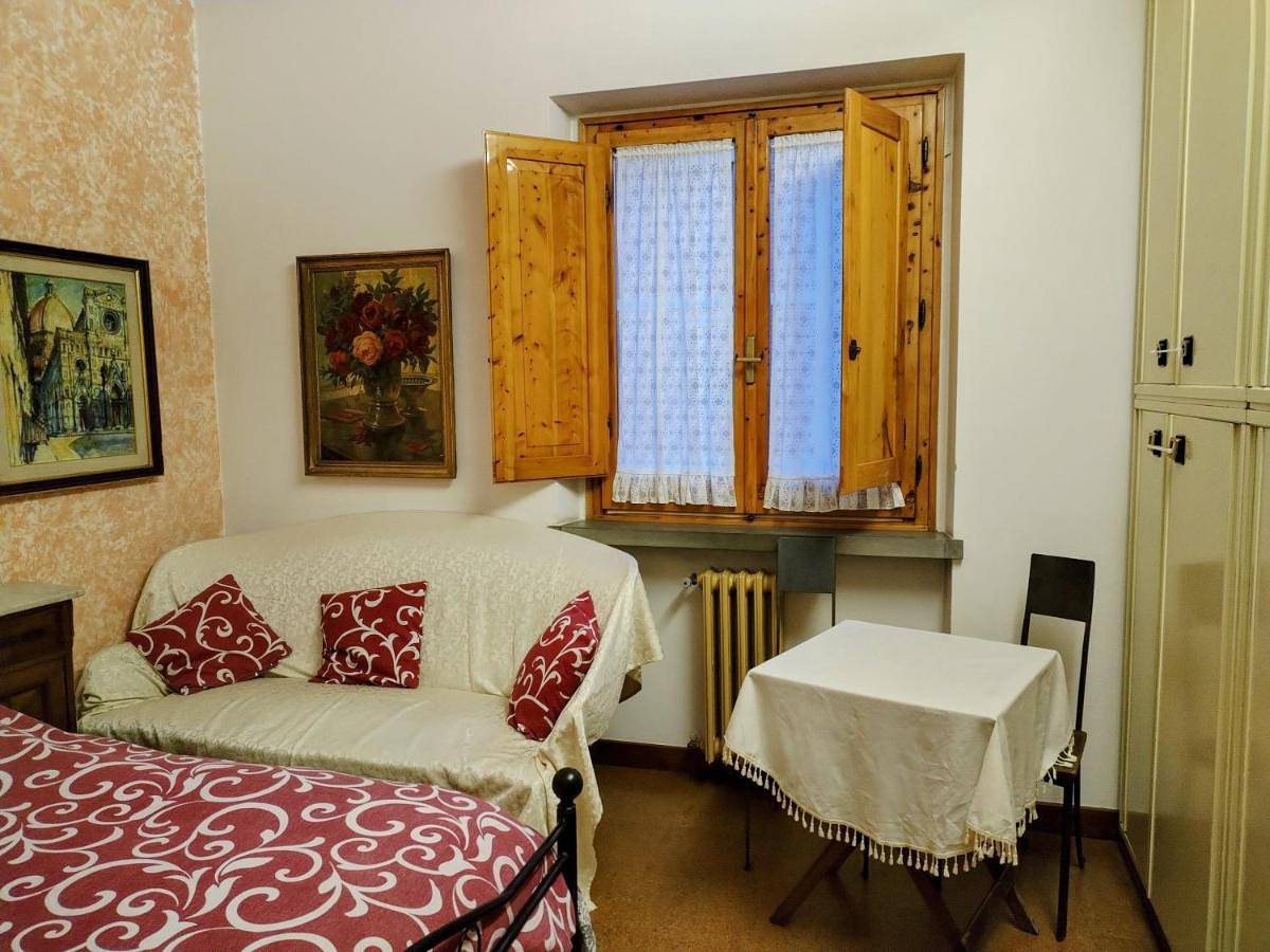 Double Room with Private Bathroom in San Donnino, Campi Bisenzio