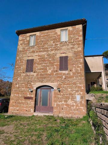 Gîte pour 2 personnes, avec jardin et vue à Pitigliano