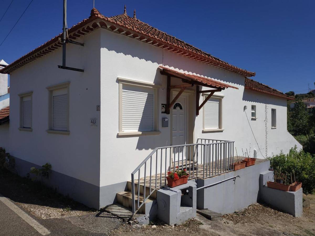 Three-Bedroom House in Batalha, Leiria distrito