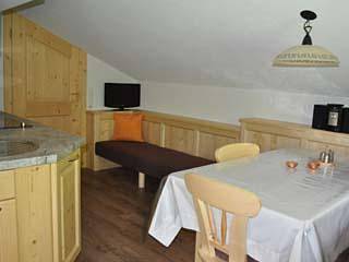 Ferienwohnung für 3 Personen, mit Balkon in Innervillgraten - 2