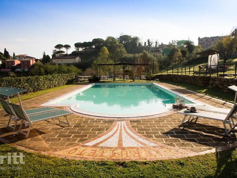 Tritt — Wunderschöne Wohnung für 4 Personen mit Restaurant in der Nähe von Pisa in Lari, Casciana Terme Lari