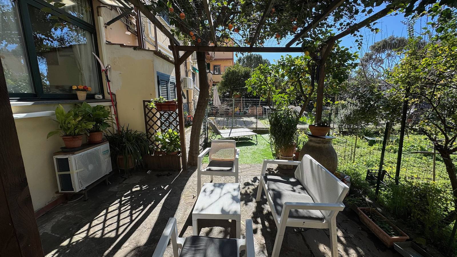 Appartamento intero, Casa Irene by the beach with garden and A/C in Monterosso al Mare, Comune di Monterosso al Mare