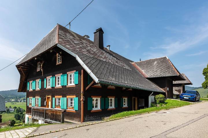 Ganze Wohnung, Ferienwohnung 'Kaiserberg' mit Grillhütte im Garten und Blick ins schöne Bernauer Hochtal in Bernau im Schwarzwald, Südschwarzwald