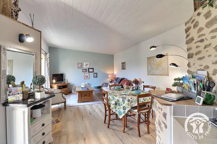 Gîte pour 2 personnes, avec jardin dans Mesnil-Roc'h - 2