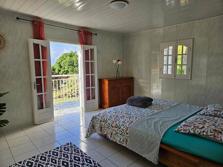 Location de vacances pour 10 personnes, avec jardin et terrasse dans Sainte-Rose (La Réunion) - 2