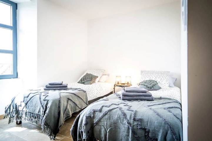 Location de vacances pour 6 personnes, avec jardin dans Lac du Causse - 2