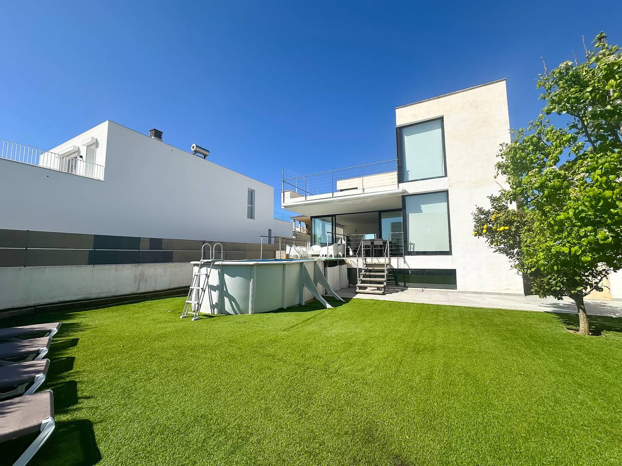 Ganze Wohnung, Moderna Villa con piscina en Palma de Mallorca in Son Serra-La Vileta, Palma