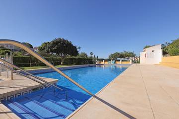 Apartment for 4 People in Mijas Costa, Mijas, Photo 2