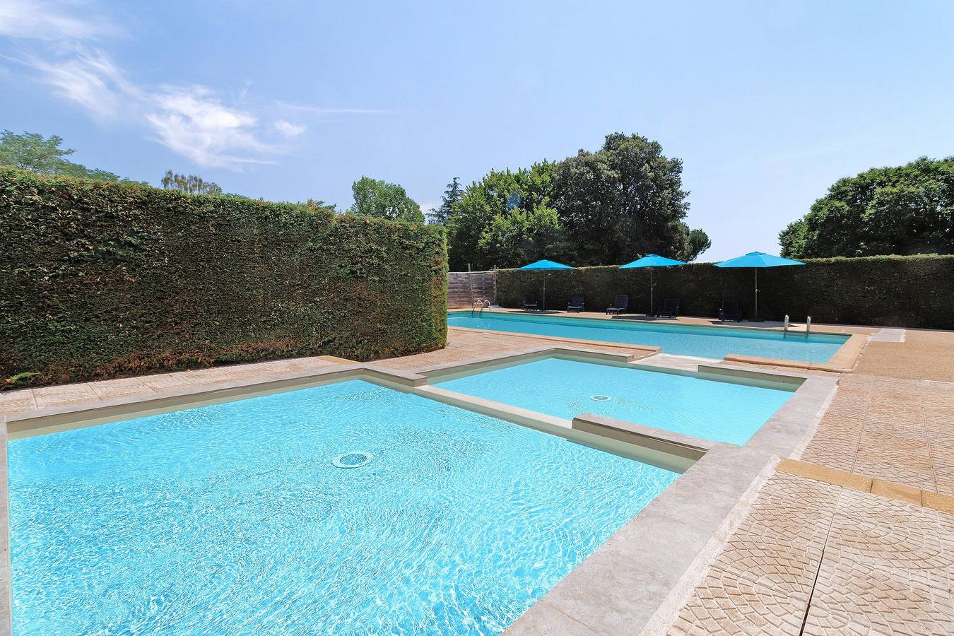 Maison de vacances 'Au Relax N°10' avec piscine et terrasse partagées in Saint-Crépin-et-Carlucet, Périgord Noir