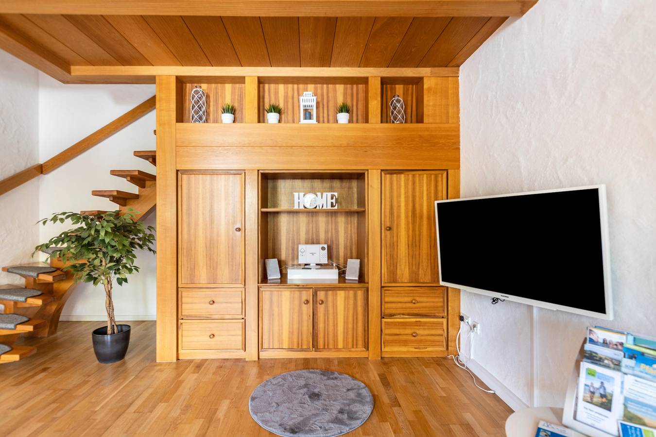 Ganze Wohnung, Ferienwohnung 'Fürst' mit Gemeinschaftsgarten, Balkon und Wi-Fi in Moos, Untersee