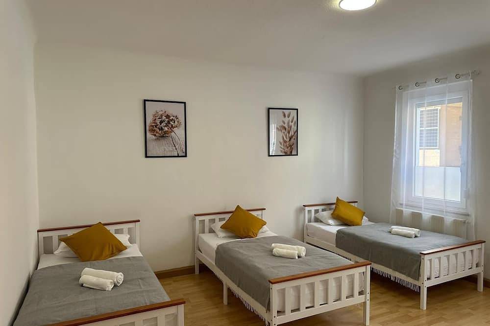 Ganze Wohnung, Modernes Apartment in Zentrum, Anbindung Stuttgart, Märklineum und Ews Arena. in Göppingen, Landkreis Göppingen