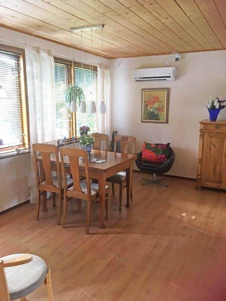 Vgo715 Hova - Hulan Strandvägen 9 in Hova, Gullspang