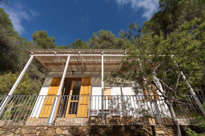 Vacation rental for 4 people, with Balcony and Yard