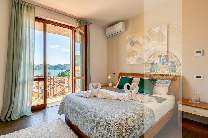 Ferienwohnung für 4 Personen, mit Balkon und Terrasse sowie Seeblick in Peschiera del Garda