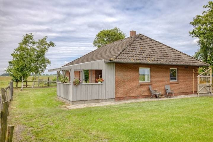Ferienhaus für 5 Personen, mit Ausblick und Garten