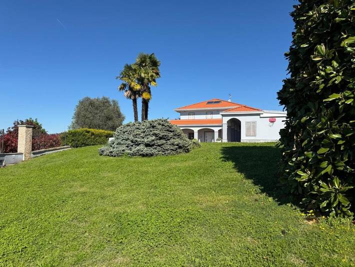 Location de vacances pour 14 personnes, avec jardin ainsi que vue et piscine, animaux acceptés à Govone - 4