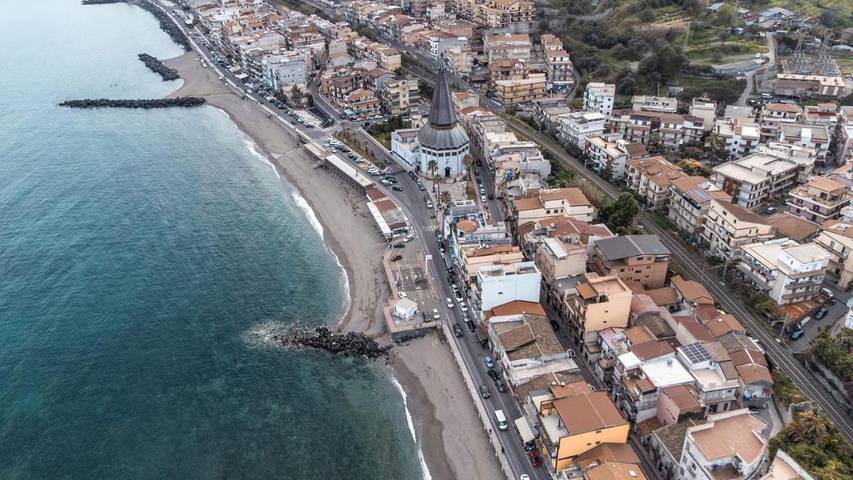 Chambre d’hôte pour 4 personnes, avec balcon à Giardini-Naxos - 3