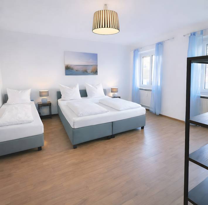 Geheel appartement, Appartement 'Dream Home' met balkon en Wi-Fi in Friedrichshafen, Region Bodensee-Oberschwaben