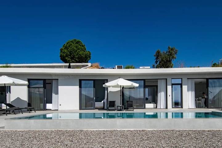 Διαμερίσματα διακοπών για 6 άτομα, με κήπο στην Απόλπαινα