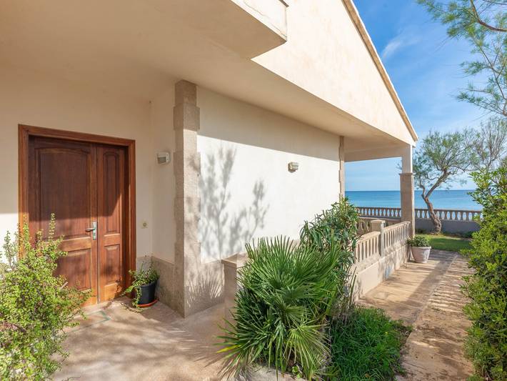 Ferienwohnung für 11 Personen, mit Terrasse und Garten in Son Serra de Marina
