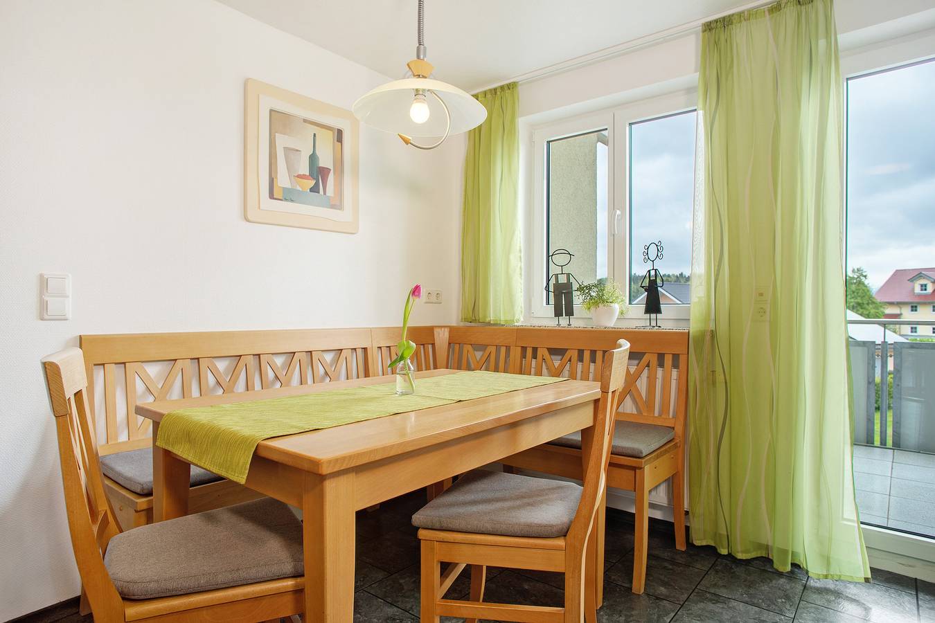 Ganze Wohnung, Ferienwohnung 5" mit Gemeinschaftsgarten, Balkon und Wlan in Wasserburg (Bodensee), Bayerisch Schwaben