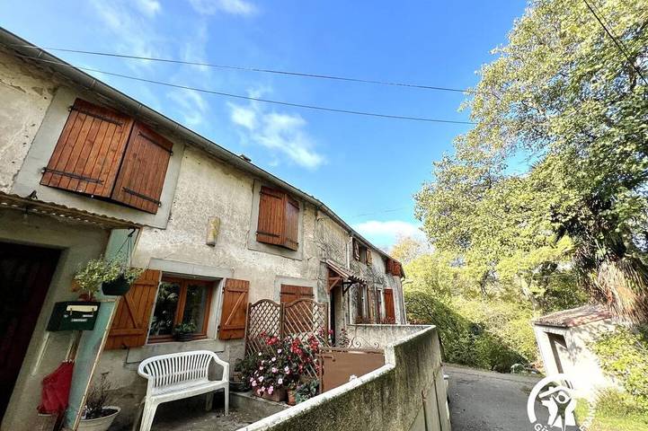Location de vacances pour 4 personnes, avec jardin à Alzonne