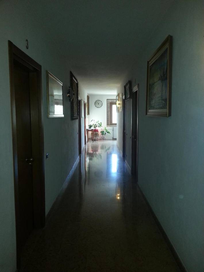 Location de vacances pour 2 personnes, avec piscine et terrasse ainsi que vue et jardin à Mantoue - 4