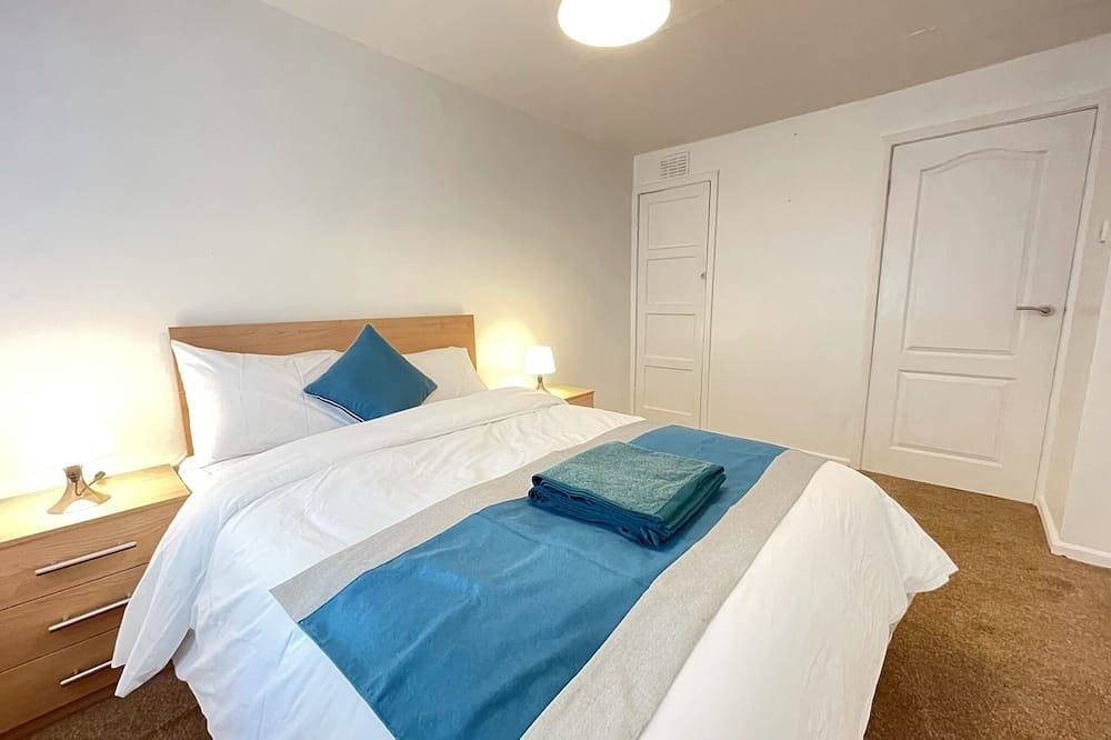 Eastside Professional Let - Durham in Durham, County Durham