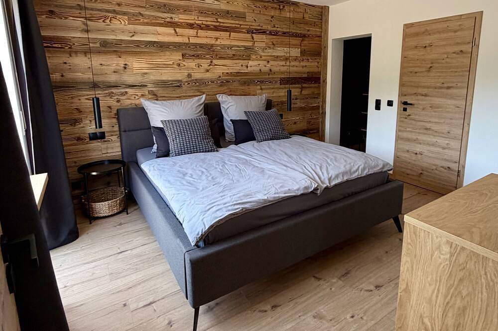 Ganze Wohnung, Gästehaus Leonora - frisch renovierte Ferienwohnung (40qm) für 2-3 Personen in Schlangenbad, Rheingau-Taunus-Kreis