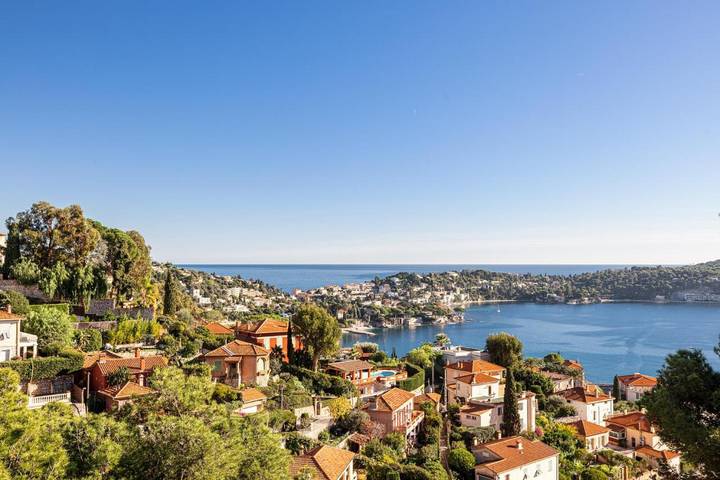 Villa pour 6 personnes, avec vue ainsi que piscine et jardin à Villefranche-sur-Mer - 3