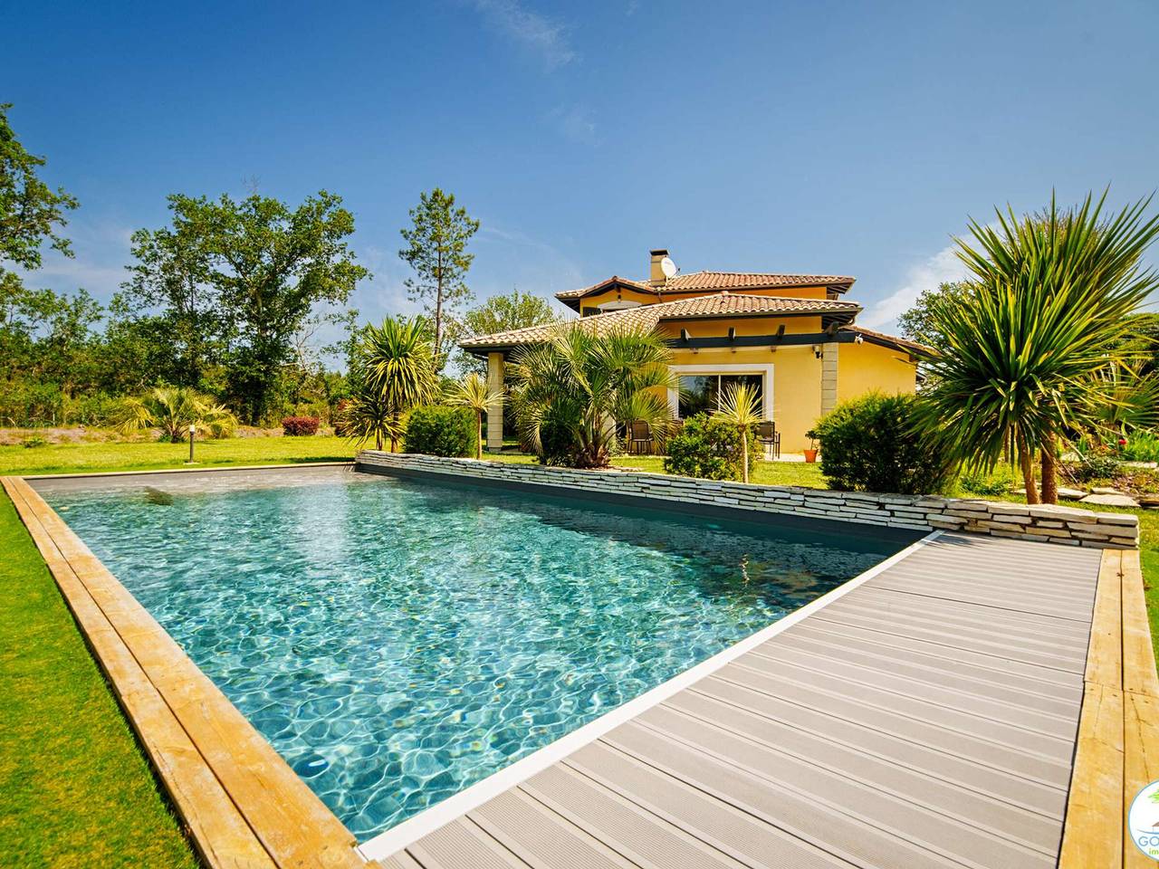 Villa 5 estrellas con piscina climatizada, 4 hab. con baño privado y Bbq - Hasta 12 pers. in Parentis-en-Born, Côte d’Argent
