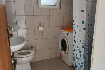 Ferienhaus für 8 Personen in Maslinica, Solta, Bild 4