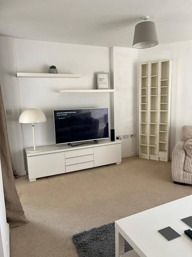 Entire apartment, One-Bedroom Apartment in Cardiff Bay, Cardiff
