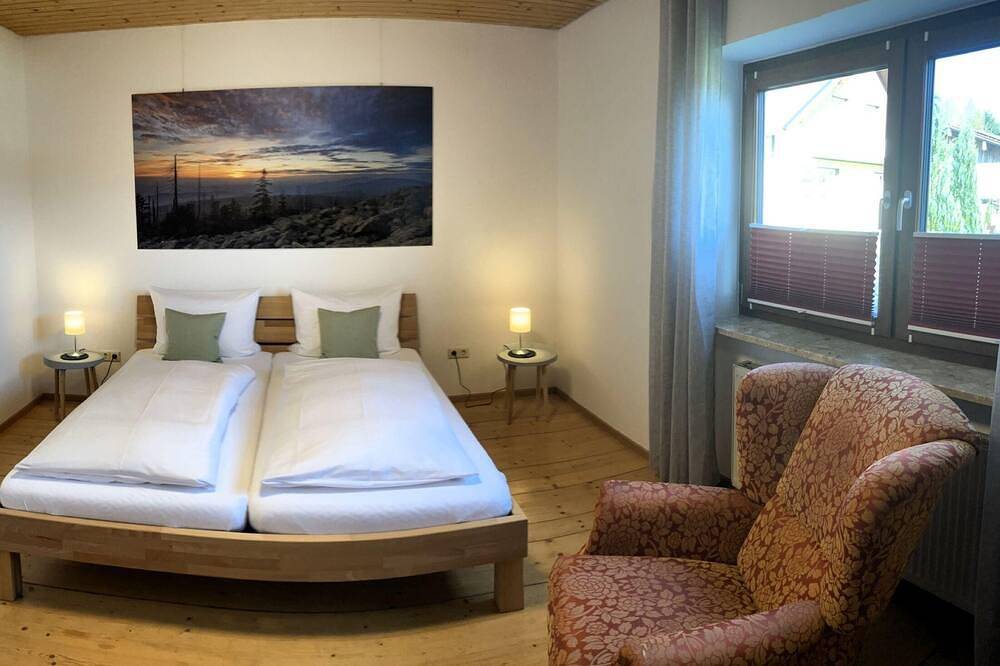 Ganze Wohnung, Ferienhaus (130qm) mit Terrasse in Hohenau, Ostbayern