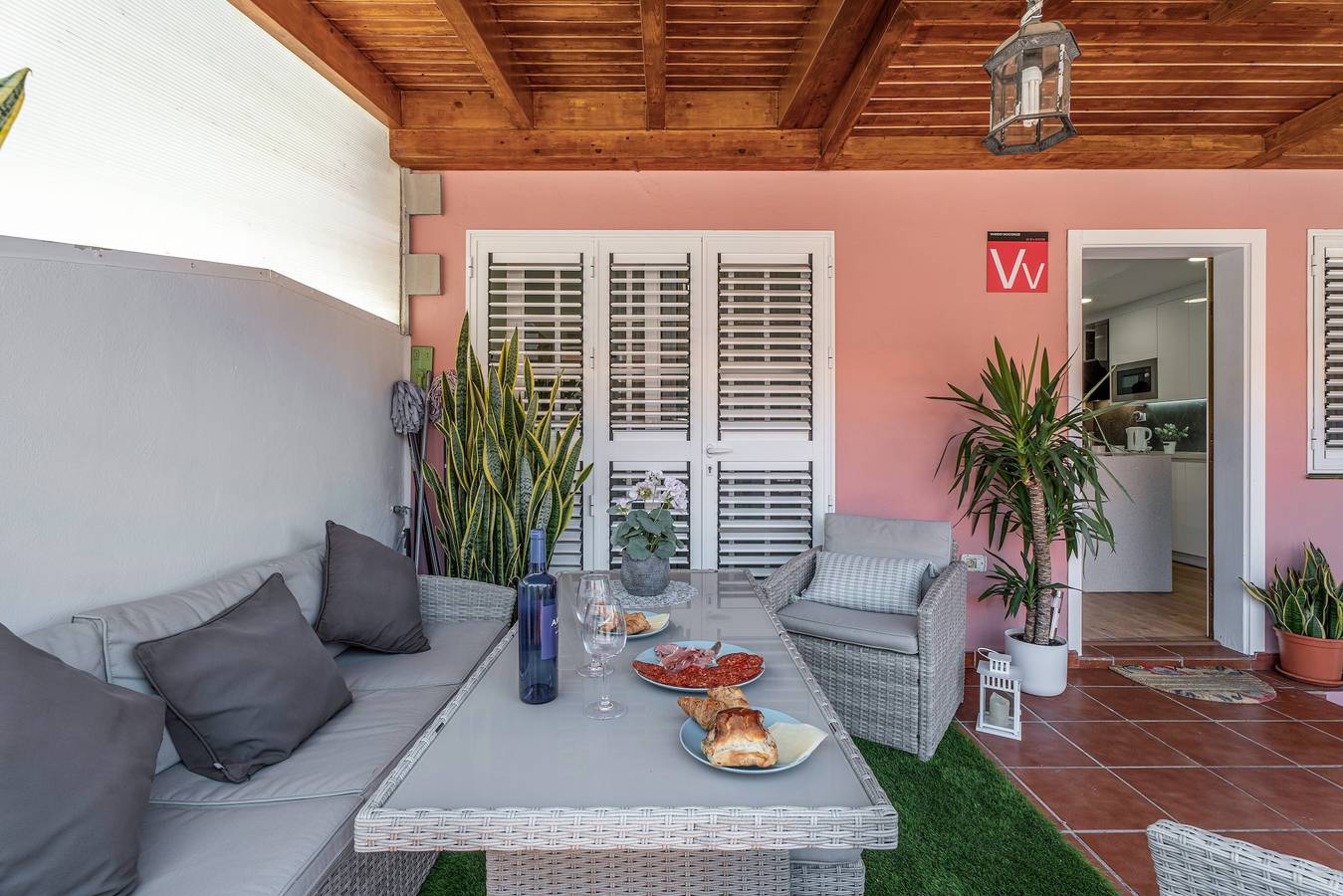 Maison de vacances 'Casa Brisa De Candelaria' avec vue sur la mer, piscine partagée et Wi-Fi in Las Caletillas, Tenerife du Sud