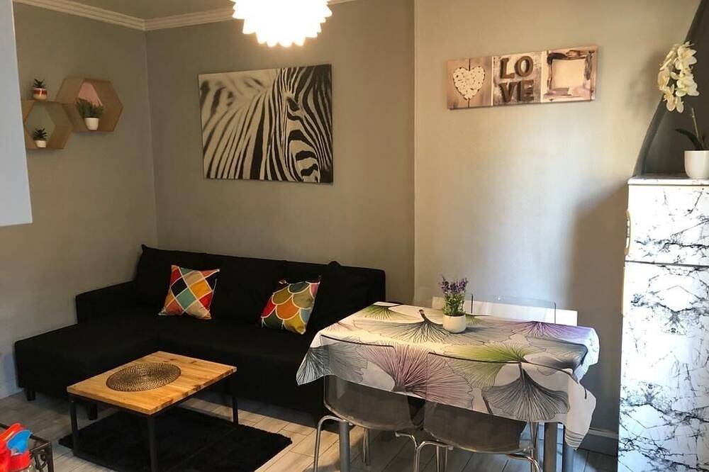 Appartement De Vacances pour 4 Personnes dans Aubervilliers, Seine-Saint-Denis