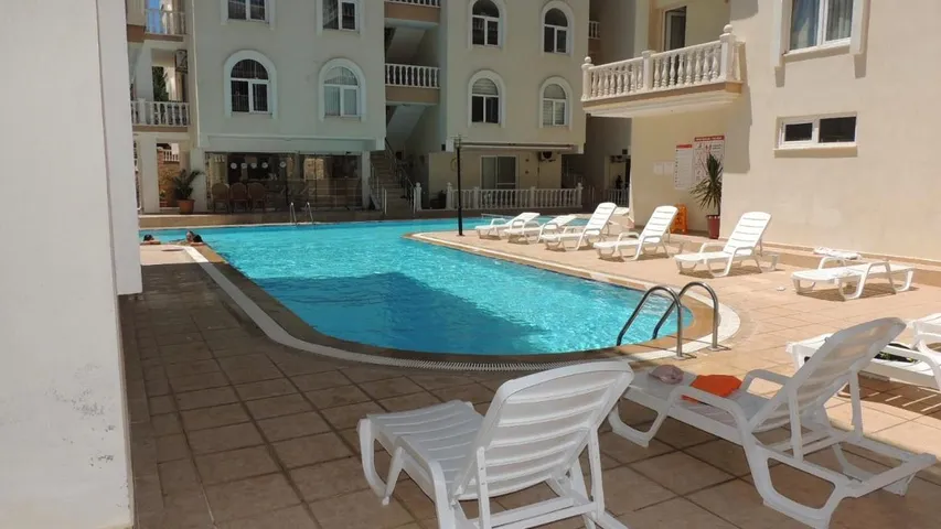 Apartamento de vacaciones para 9 personas, con piscina y sauna además de vistas y balcón - 1
