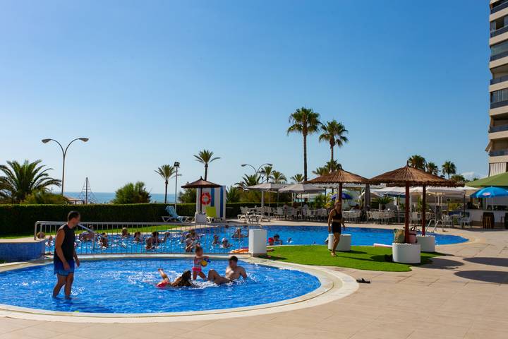 Ganze Wohnung, Ferienwohnung für 4 Personen mit Garten in Platja de l'Escullera (Cullera), Cullera