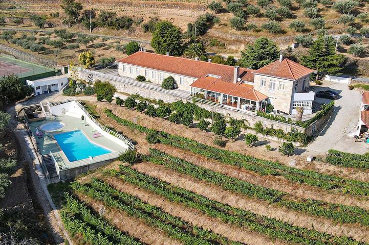 Agriturismo pour 15 personnes, avec jacuzzi dans Santa Eugénia