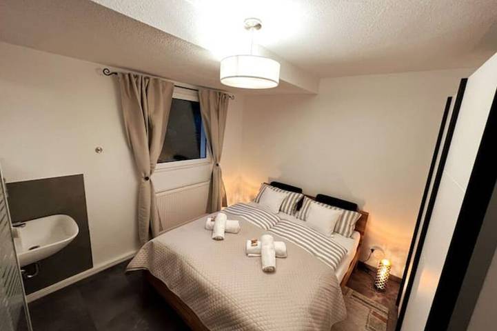 Ferienhaus für 6 Personen, mit Whirlpool und Garten sowie Terrasse in Koblenz - 3